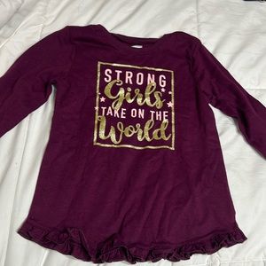 Burgundy long sleeve graphic tee